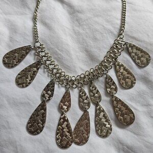 3/$25 2 tier tear drop gold necklace